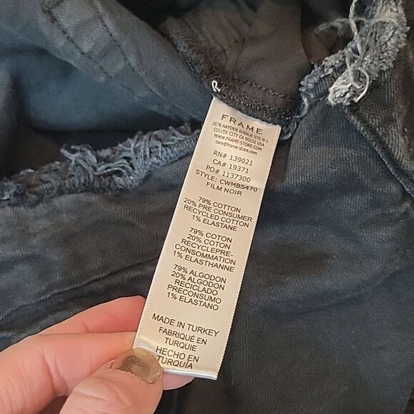 Frame Denim Women's Cut off waist mini boot slit denim in film noir size 28 - Picture 6 of 10